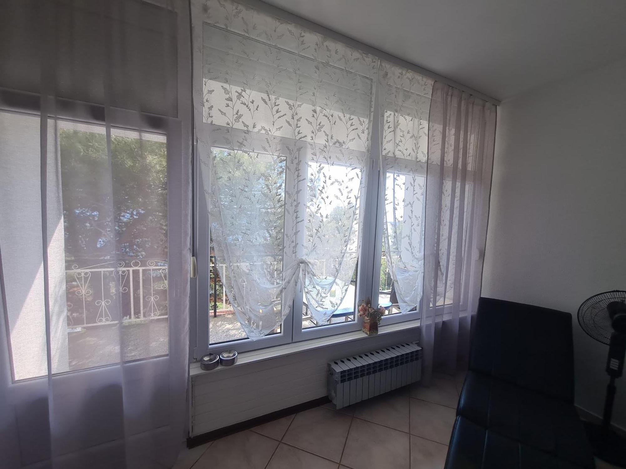 Apartments Adisa Omis Exterior photo